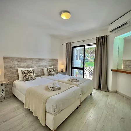 Balaia Golf Vilage 5 With Pool By Homing 公寓 *